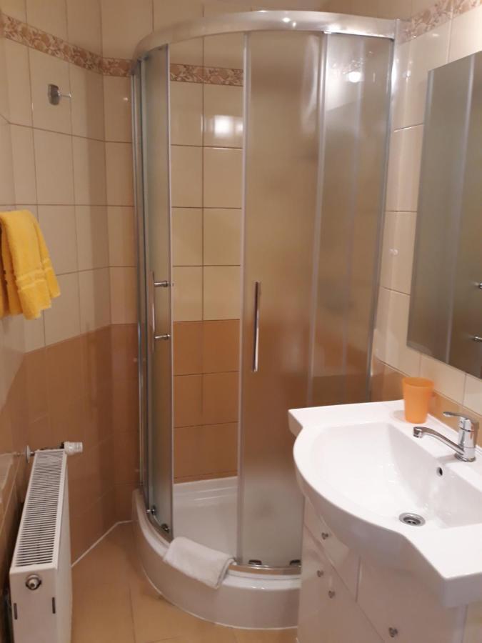 Privat Jozef Lejlighed Vrbov Eksteriør billede